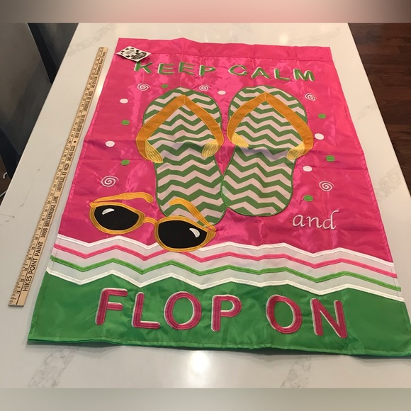 Outdoor Decorative Appliqué Flag Large Keep Calm and Flop On NWT 29x42 - Picture 2 of 2